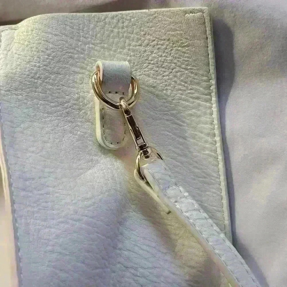 White faux Leather Tote - Picture 6 of 8